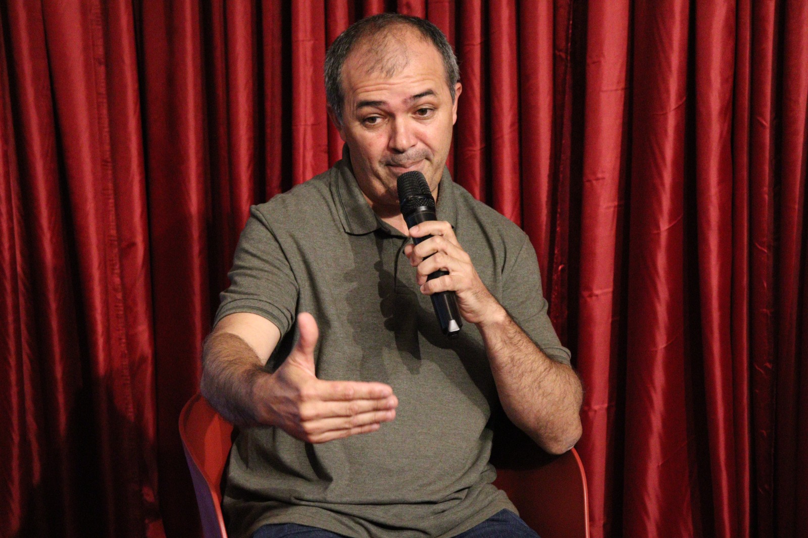 Vandinho defende Raquel de ataques: 'PSB é um câncer em PE'