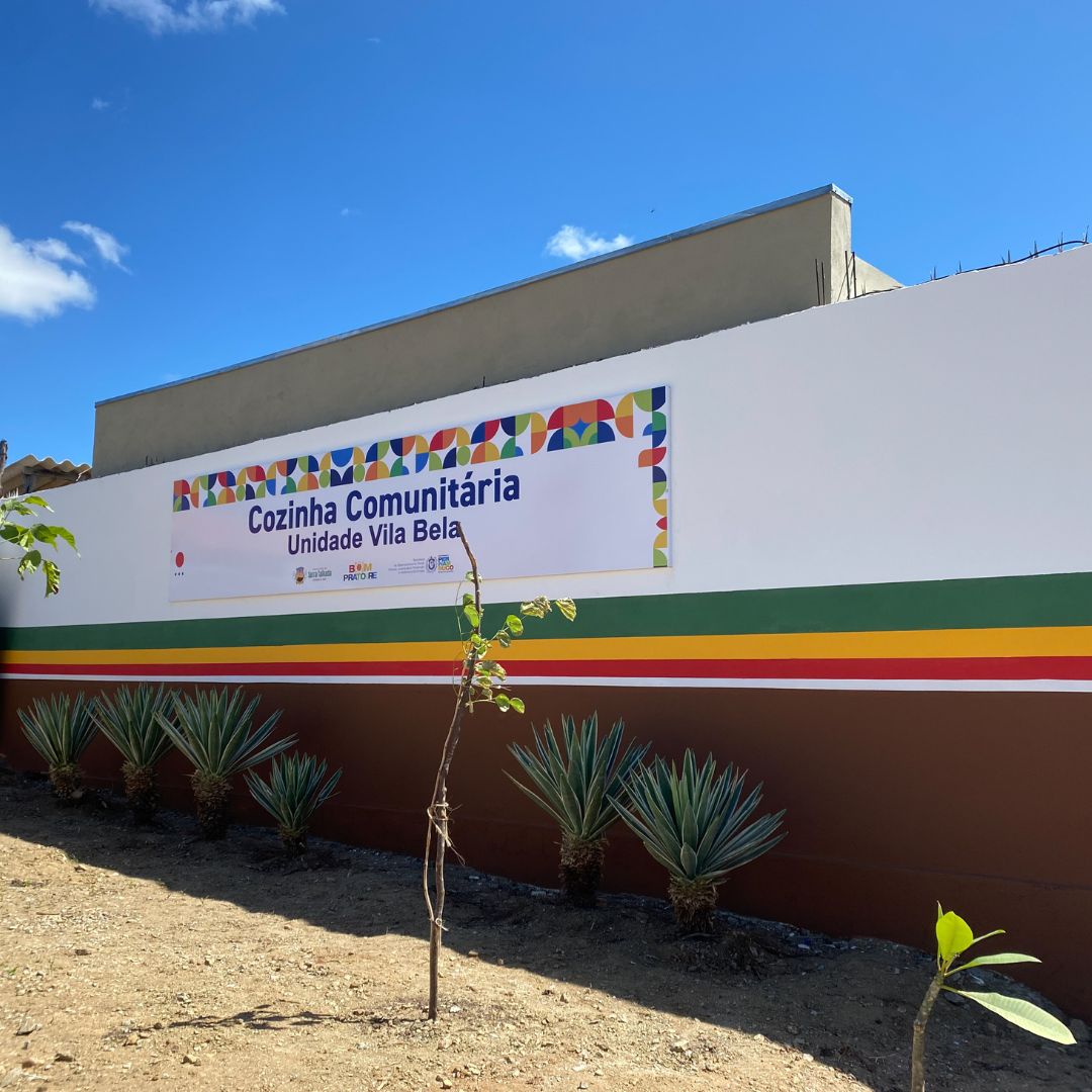 Morador denuncia supostas irregularidades em cozinha em ST 1 Cozinha comunitária do bairro Vila Bela – Foto: Licca Lima/Farol de Notícias