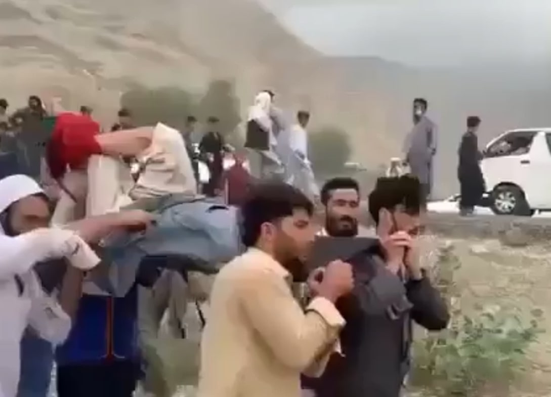 Sobe para mais de 1.400 número de mortos em terremoto no Afeganistão 1 Sobe para mais de 1.400 número de mortos em terremoto no Afeganistão - Foto: Reprodução/Redes sociais