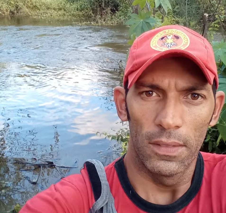 Briga entre vizinhos termina em morte de Bombeiro Civil 1 Briga entre vizinhos termina em morte de bombeiro - Foto: Reprodução/Redes Sociais