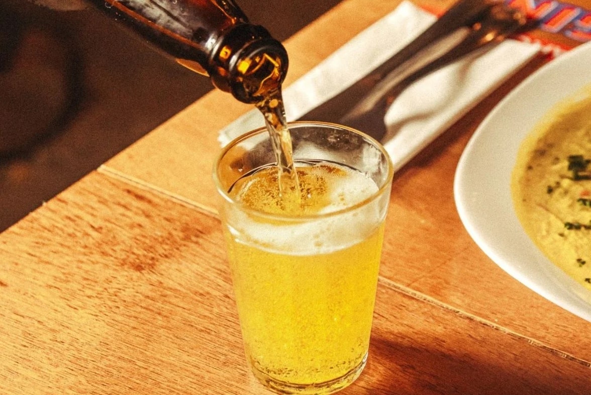 Homem morre esfaqueado após negar cerveja a desconhecido 1 Homem morre esfaqueado após negar cerveja a desconhecido - Foto: Divulgação