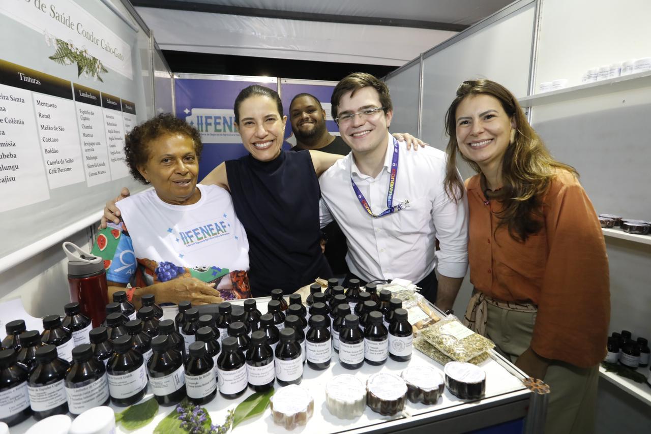 Ao lado de Miguel Duque, Raquel anuncia quase R$ 30 milhões para agricultura