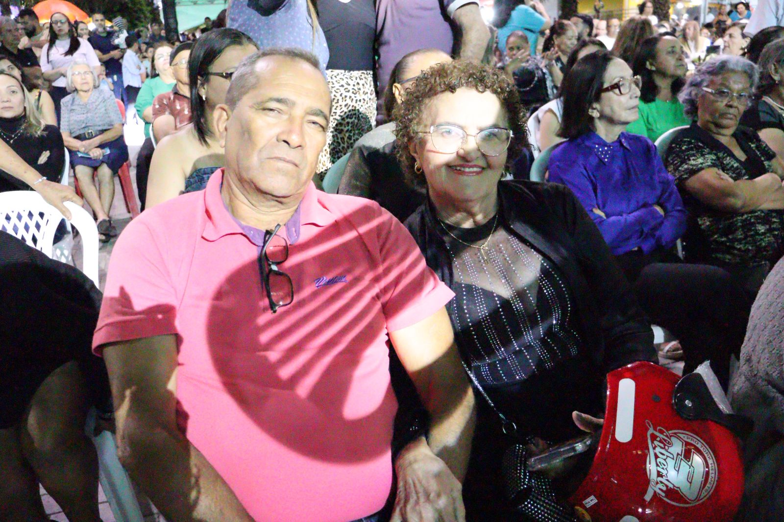 Shows de Adilson Ramos e Ricardo Cardouzo animaram gerações nesta 2ª