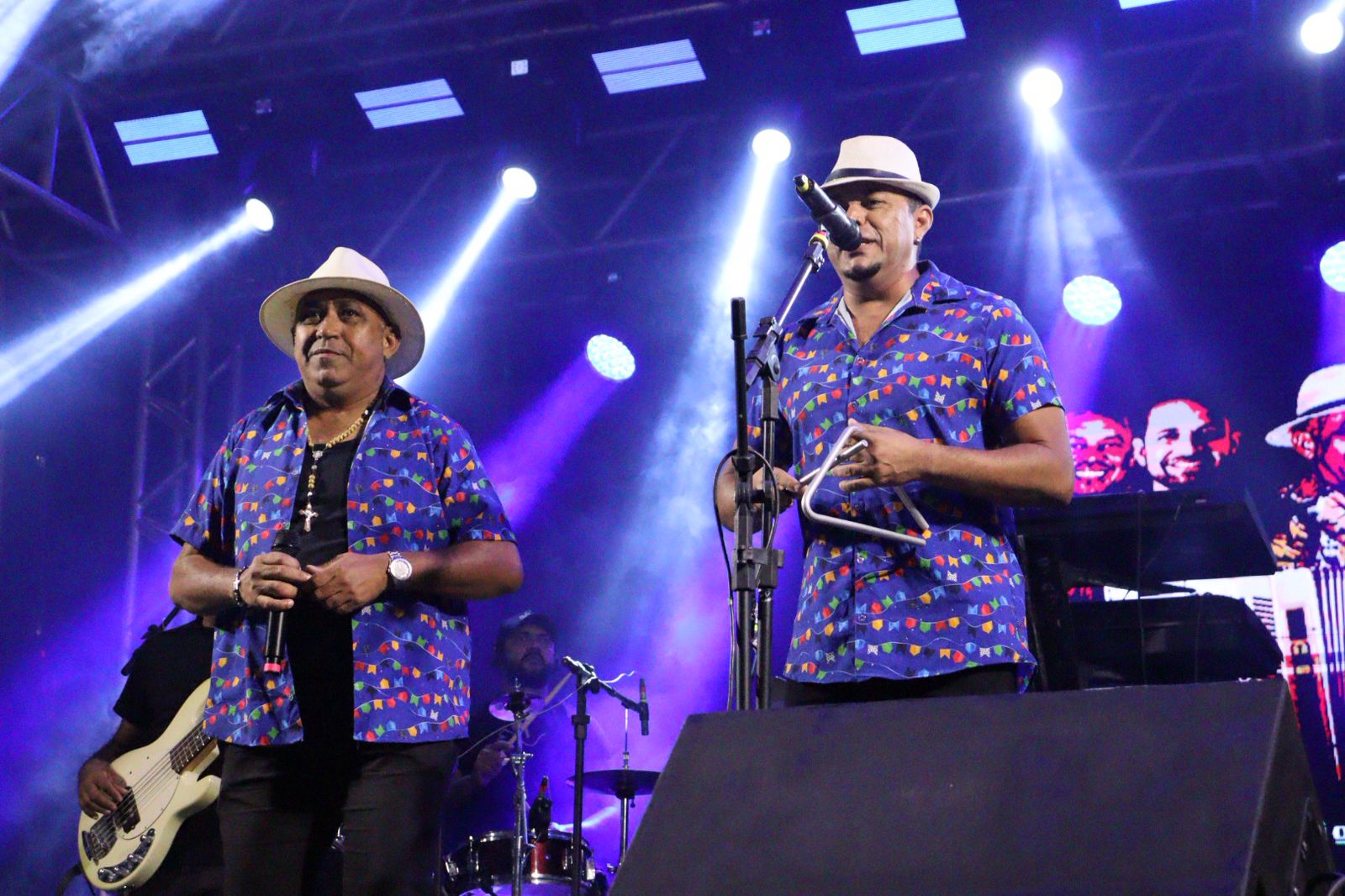 Labaredas incendiou a Praça e polo nacional abre hoje com Léo Santana