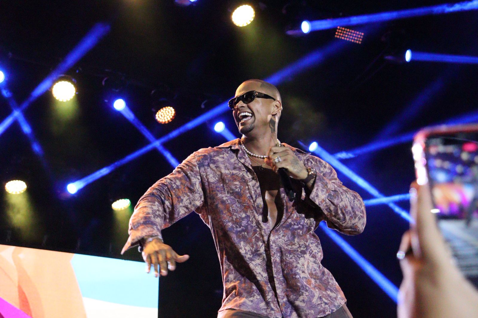 Léo Santana e Vicente Nery agitaram 1ª noite do Polo Nacional em ST