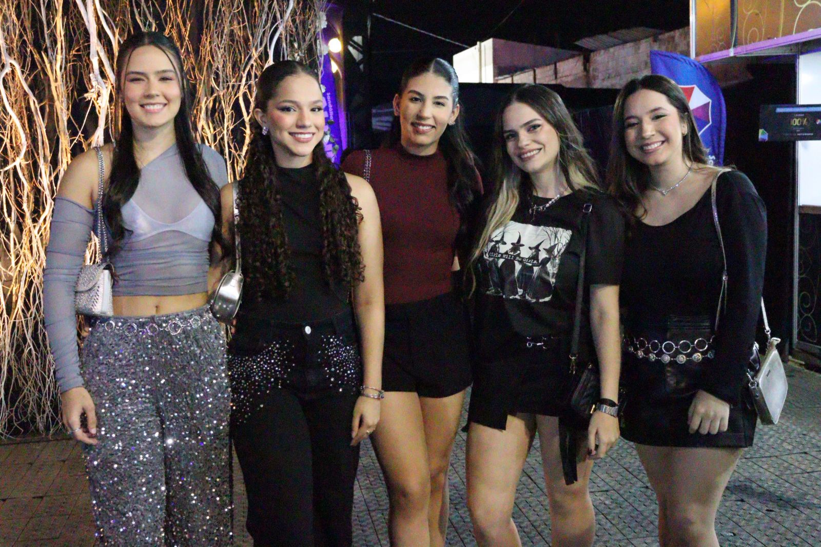 Público capricha nos looks e entrega beleza na Festa de Setembro 2025
