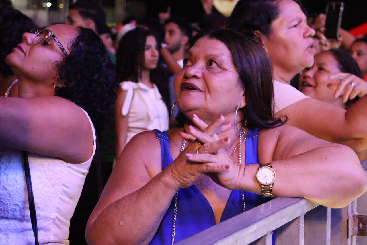 Público capricha nos looks e entrega beleza na Festa de Setembro 2025