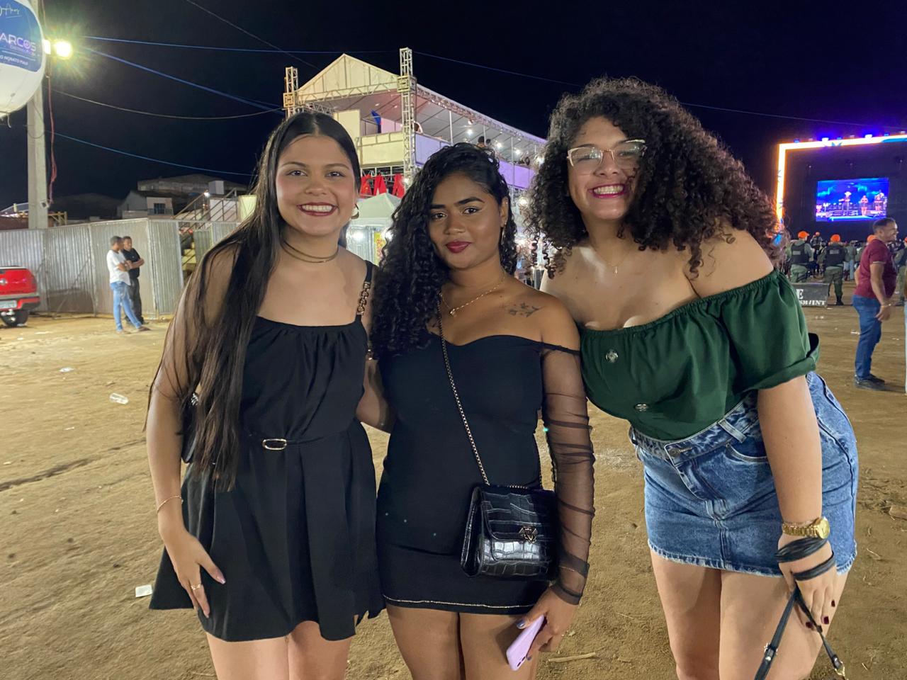 Público capricha nos looks e entrega beleza na Festa de Setembro 2025