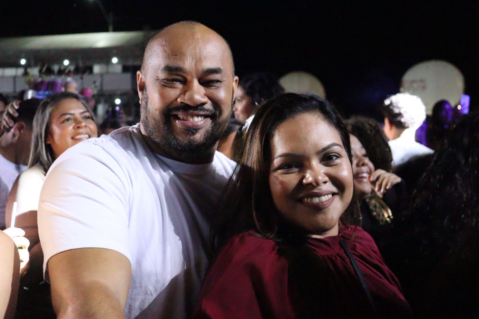 Jovens e adolescente tomaram conta da 2ª noite da Festa de Setembro