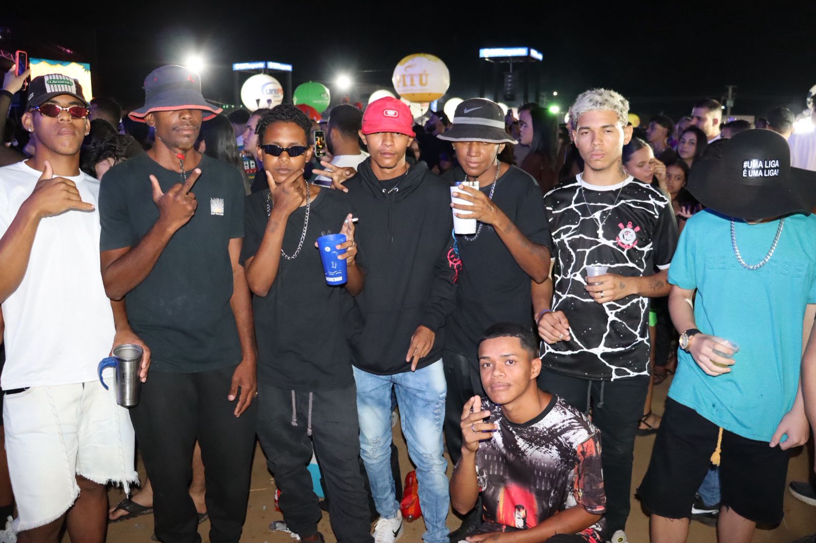 Jovens e adolescente tomaram conta da 2ª noite da Festa de Setembro