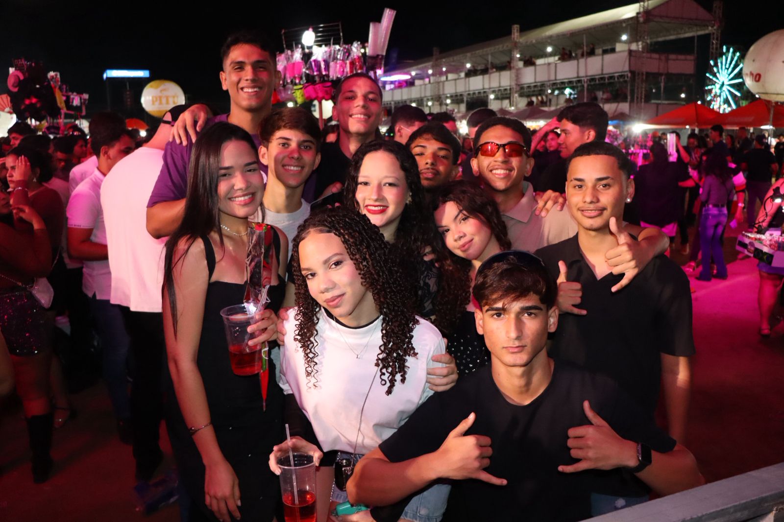 Veja o álbum de fotos da 3ª noite do Polo Nacional da Festa de Setembro