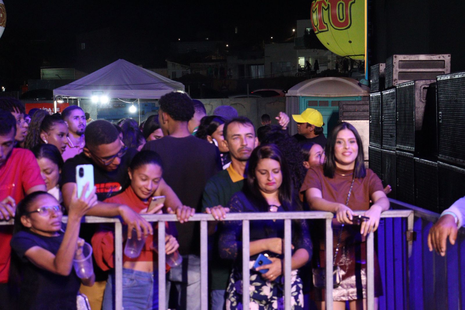 Shows de Simone Mendes e Rai Saia Rodada impressionam na 3ª noite