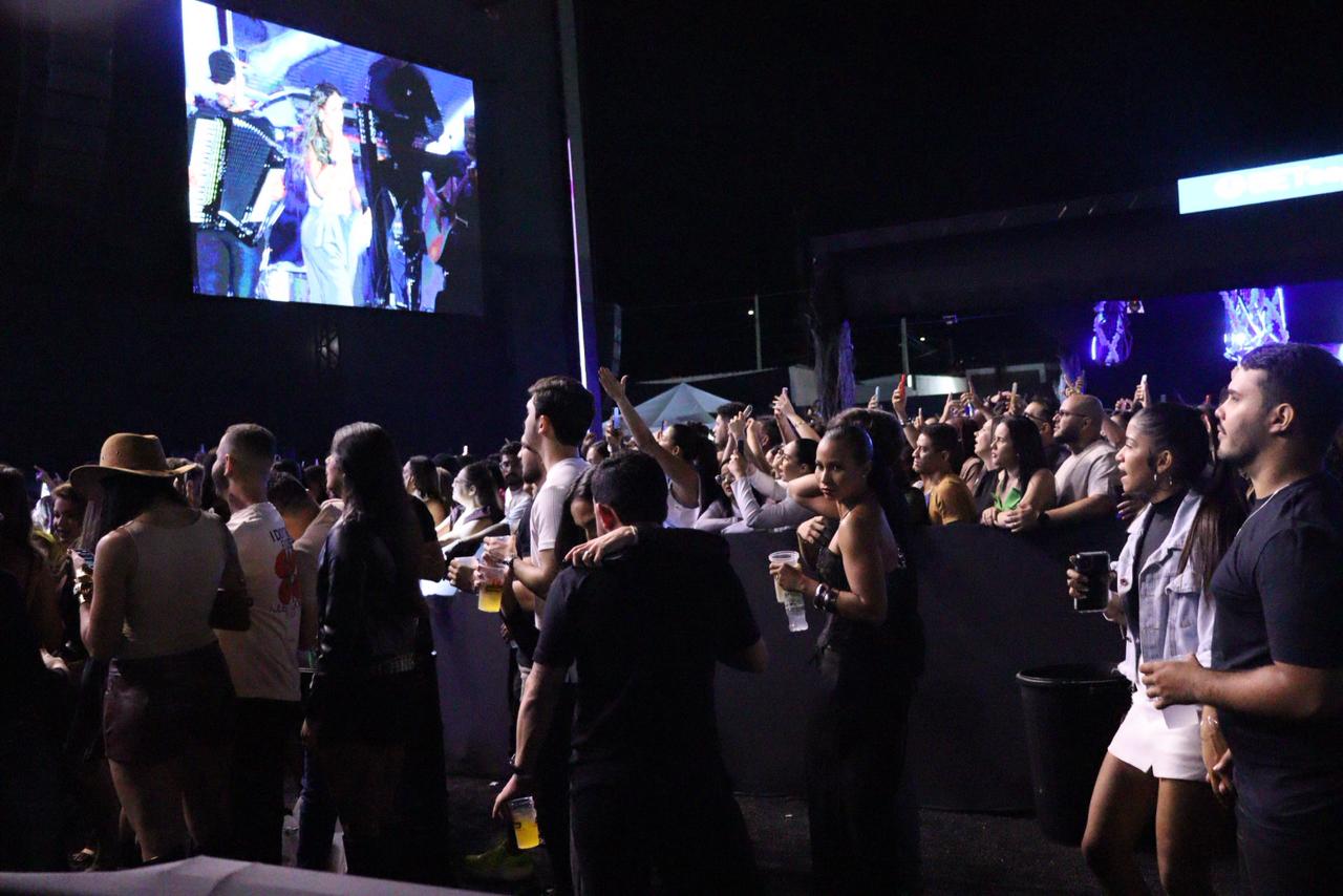 Shows de Simone Mendes e Rai Saia Rodada impressionam na 3ª noite