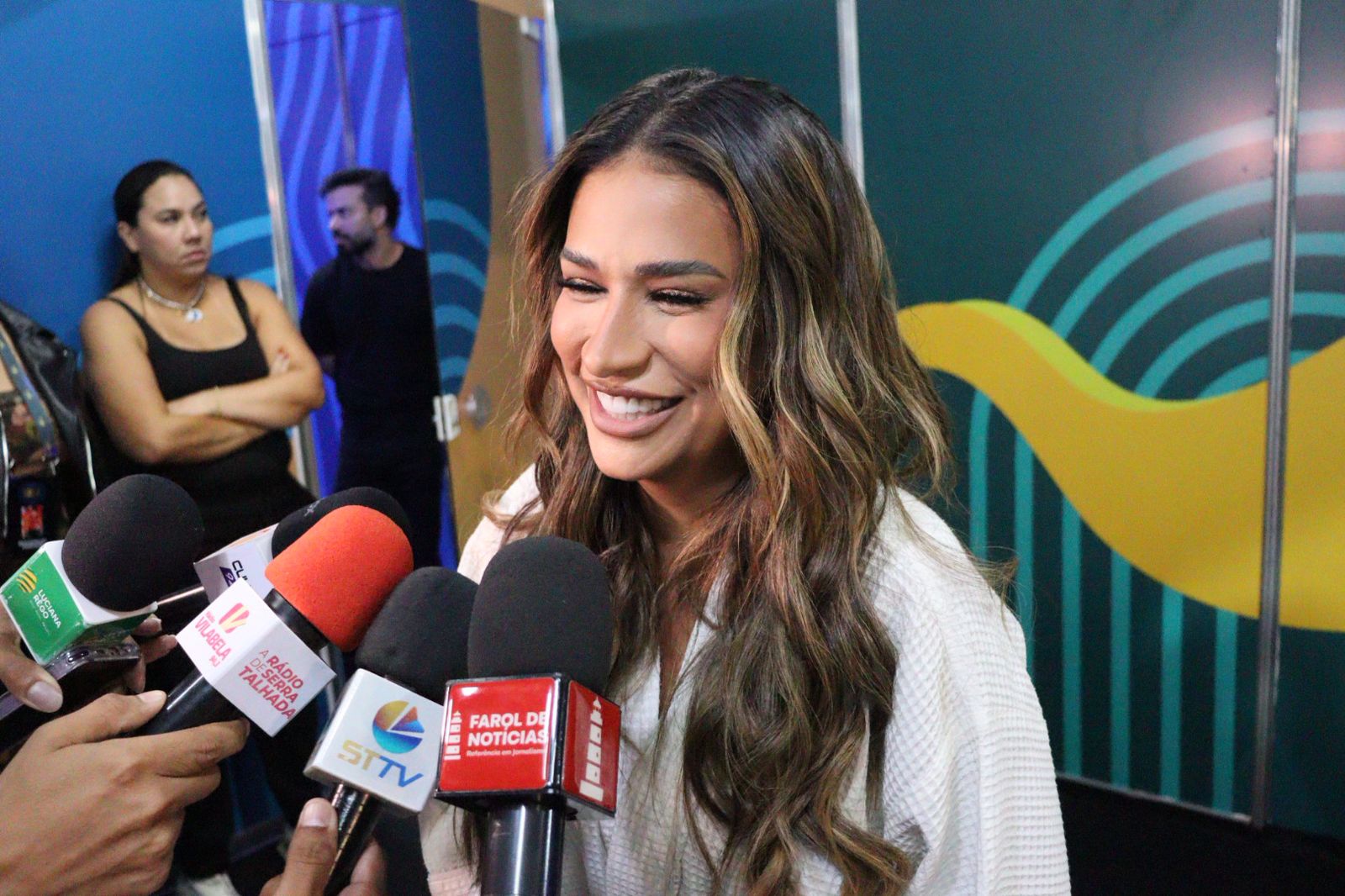 Shows de Simone Mendes e Rai Saia Rodada impressionam na 3ª noite