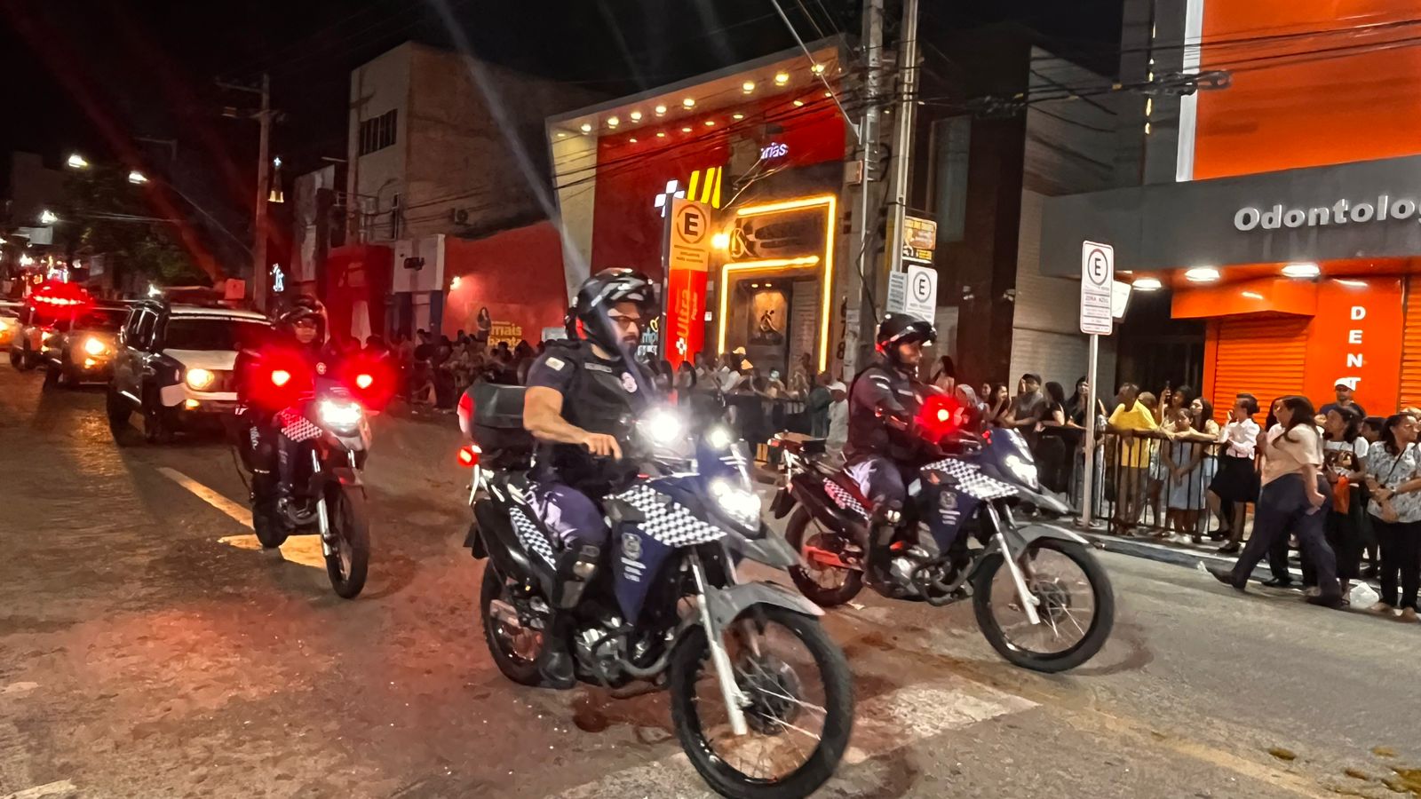 Confira o álbum de fotos do Farol no desfile cívico de 7 de setembro em ST