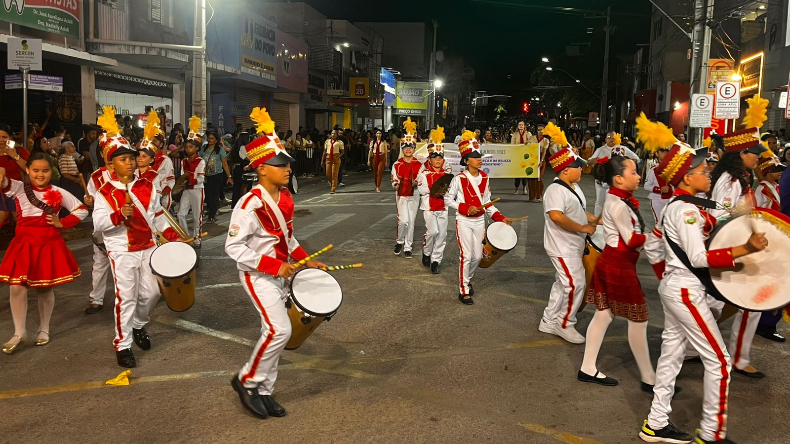 Confira o álbum de fotos do Farol no desfile cívico de 7 de setembro em ST
