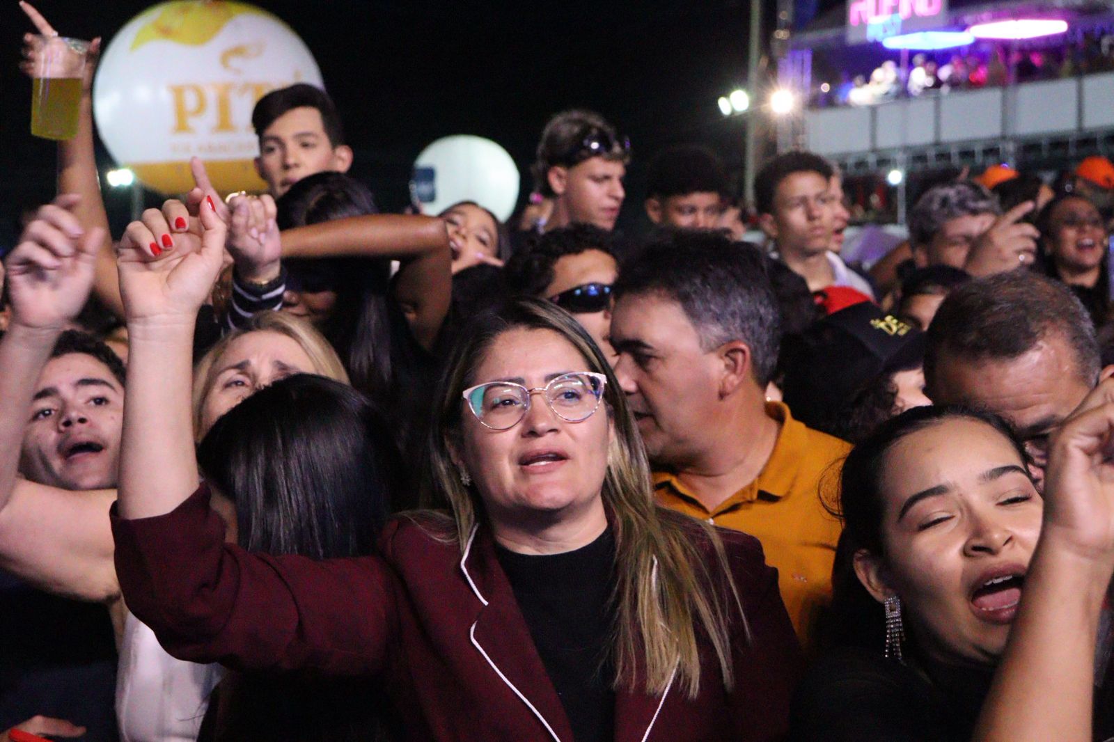 Confira o álbum da 4ª e última noite da Festa de Setembro em Serra Talhada