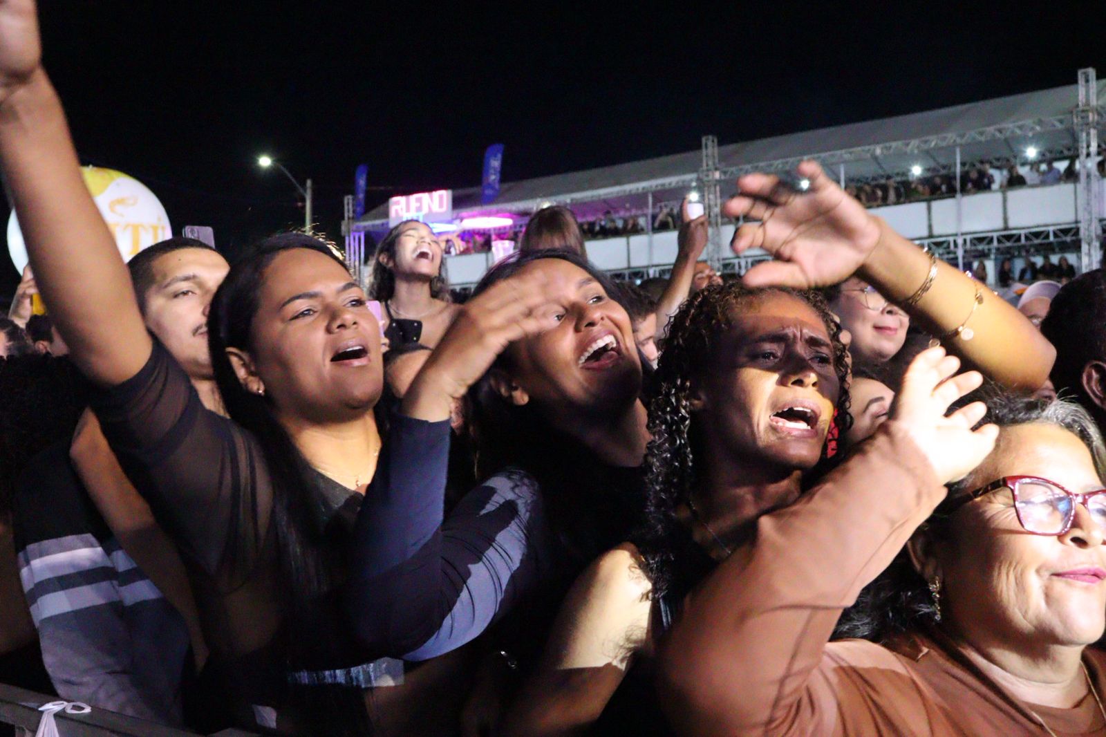 Confira o álbum da 4ª e última noite da Festa de Setembro em Serra Talhada