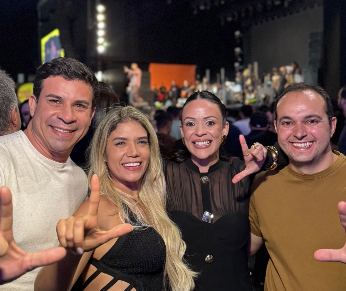 Carlos Veras provoca e Breno desconversa sobre futuro político