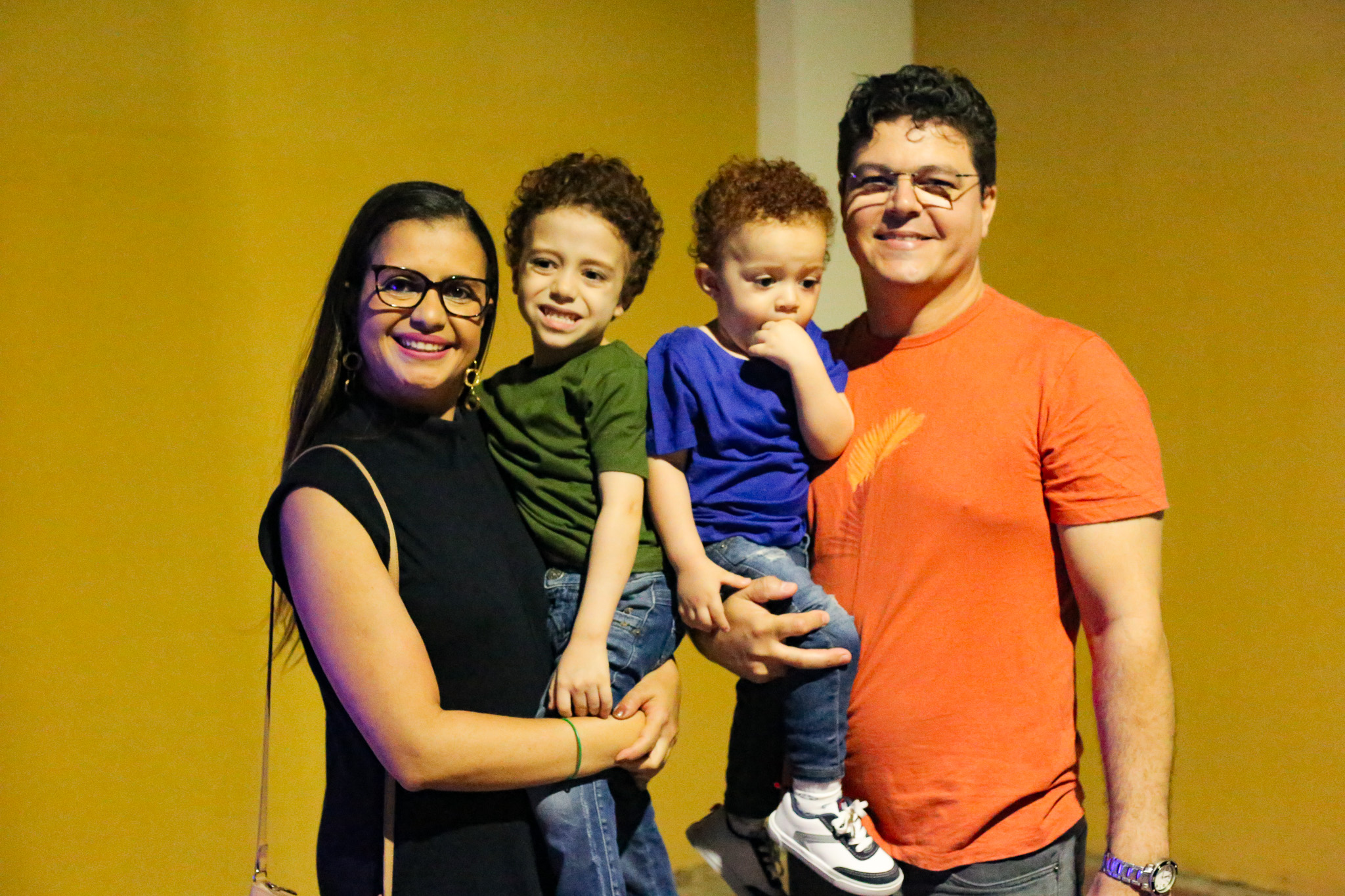 Assista agora à 10ª noite de novena na Matriz da Penha e show de Pablo