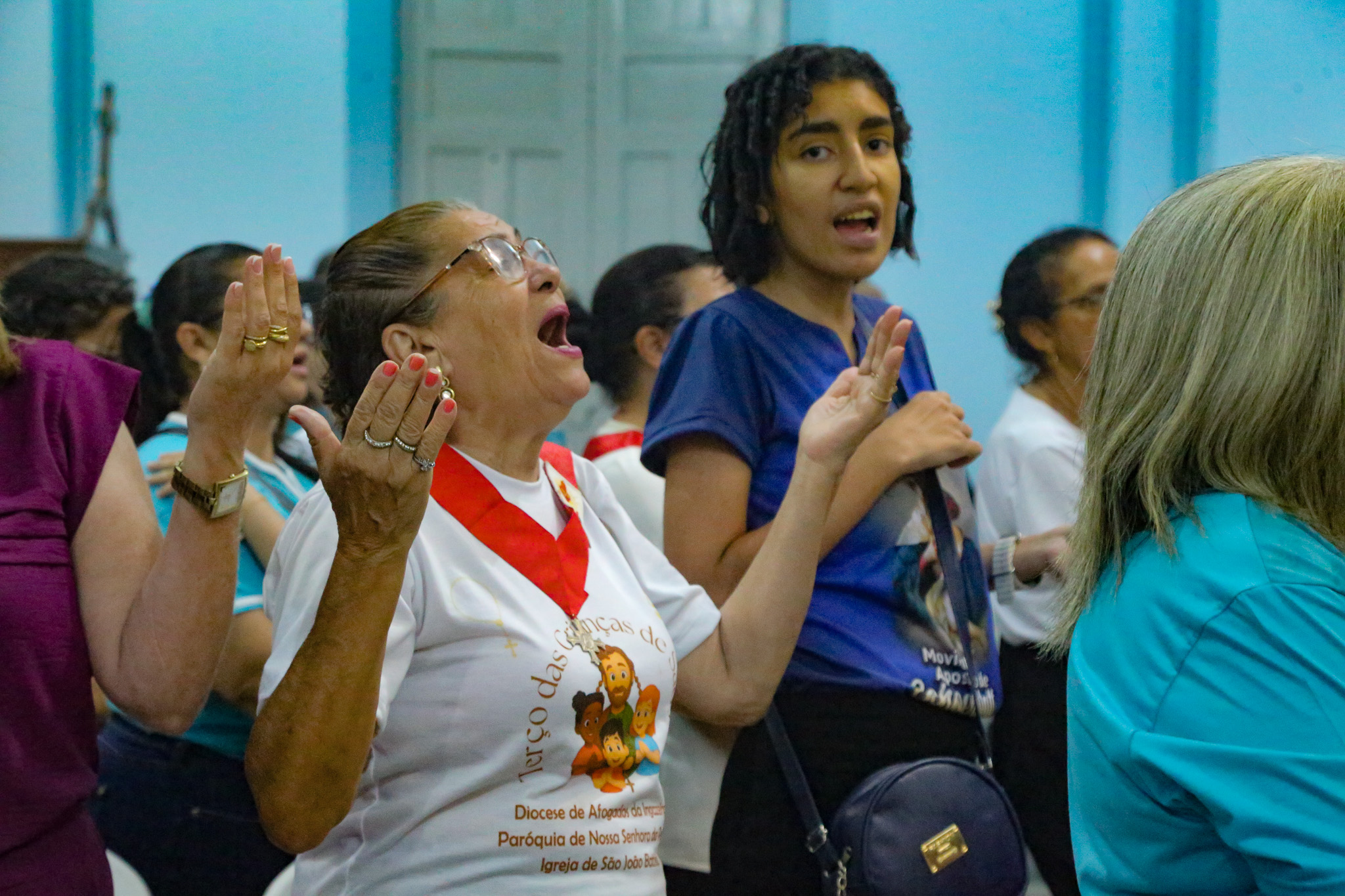 Assista agora à 10ª noite de novena na Matriz da Penha e show de Pablo