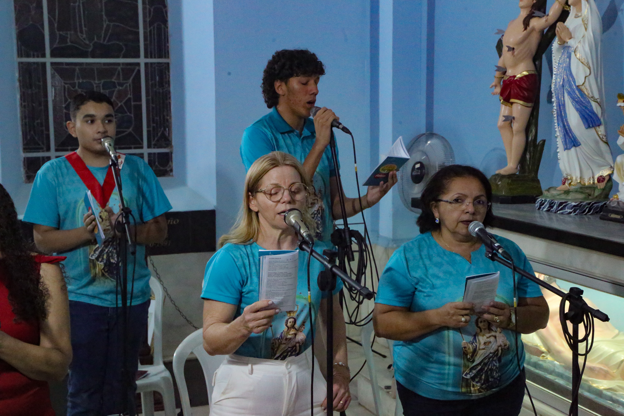 Assista agora à 10ª noite de novena na Matriz da Penha e show de Pablo