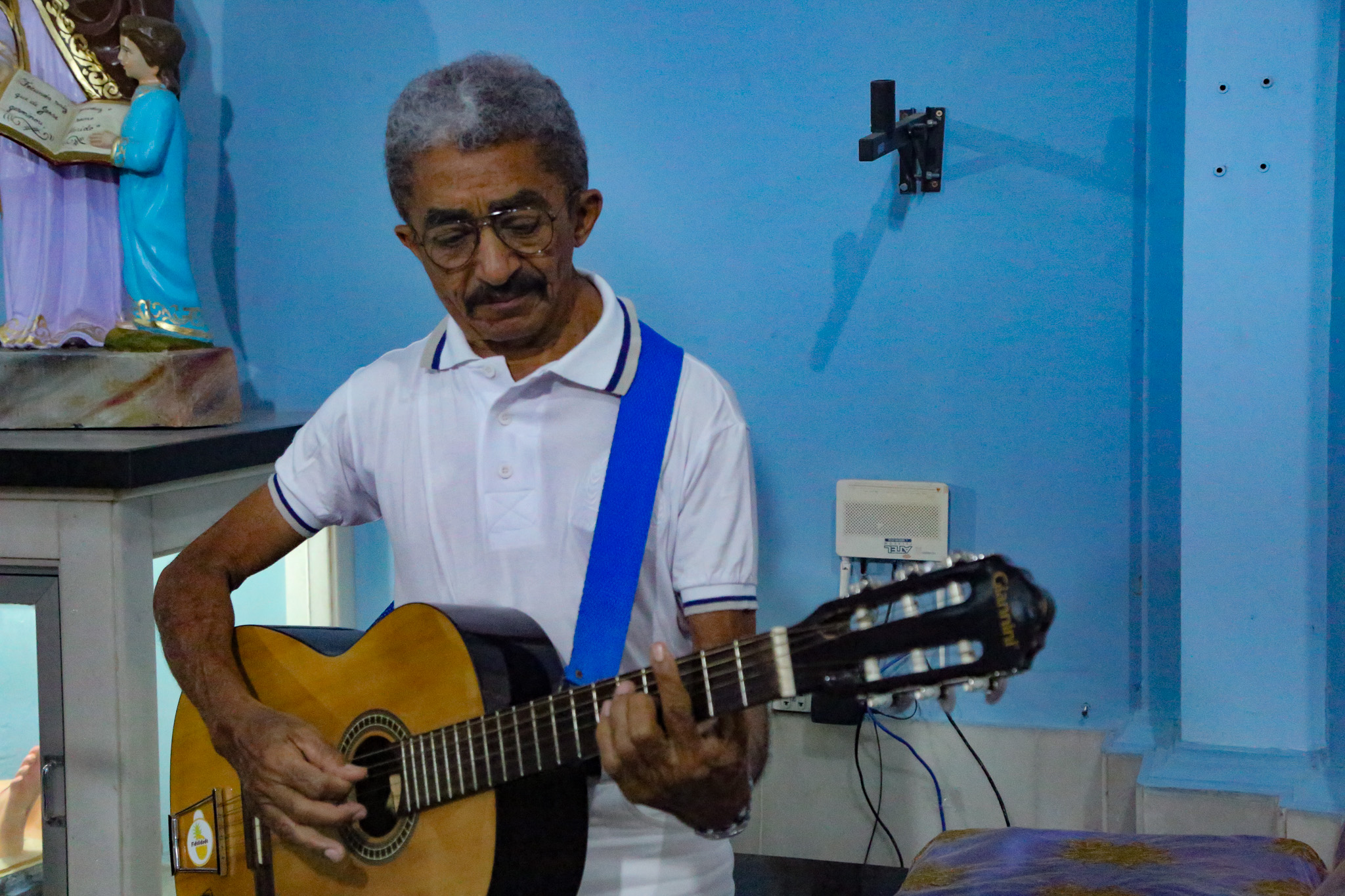 Assista agora à 10ª noite de novena na Matriz da Penha e show de Pablo