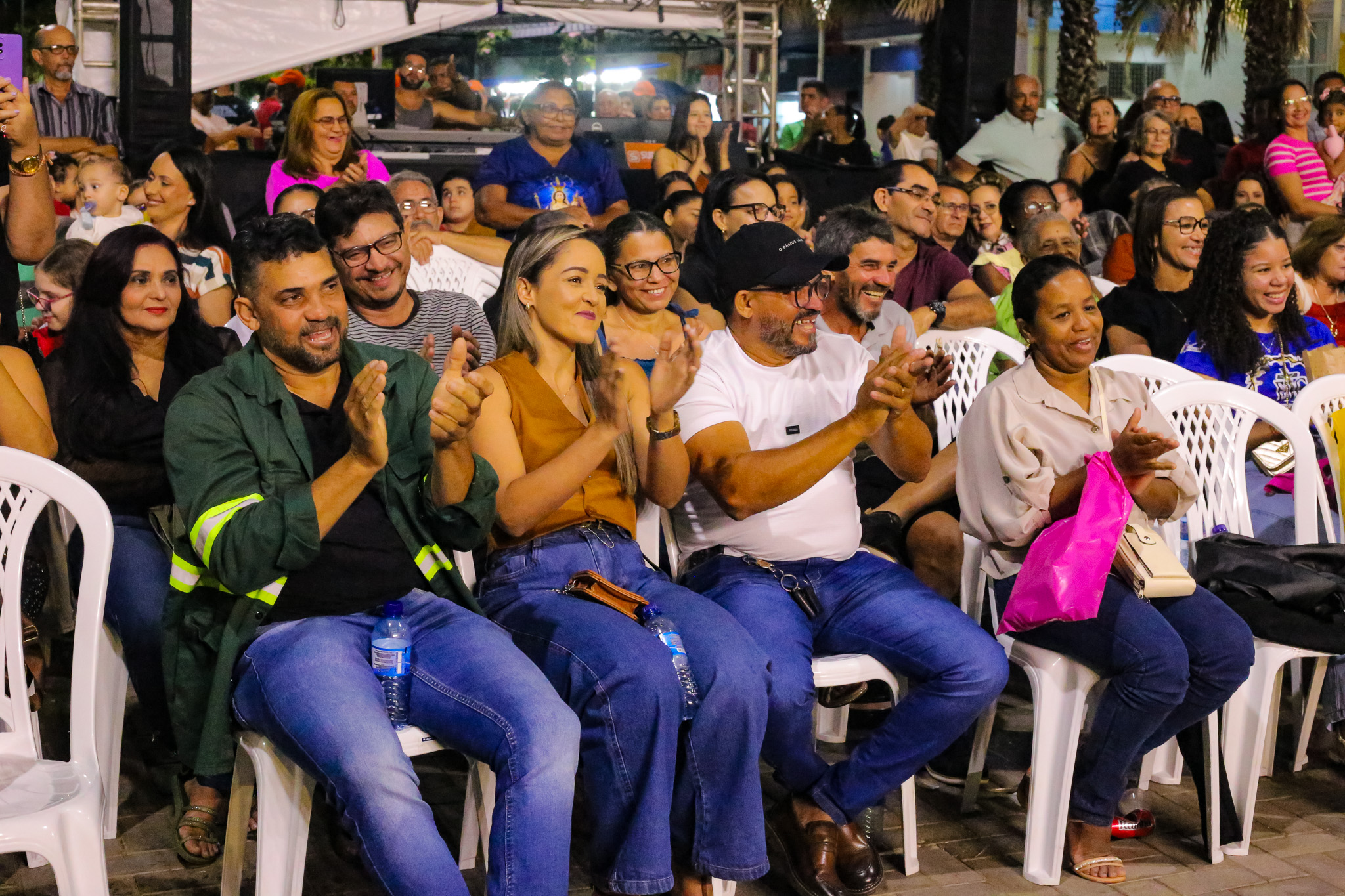 Samba, pagode e xaxado foram atrações na 9ª noite da Festa da Penha