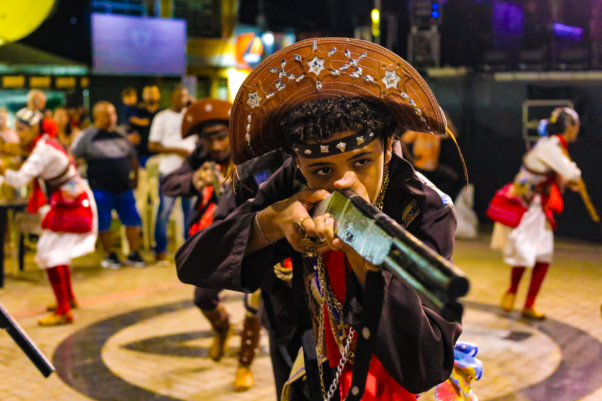 Samba, pagode e xaxado foram atrações na 9ª noite da Festa da Penha