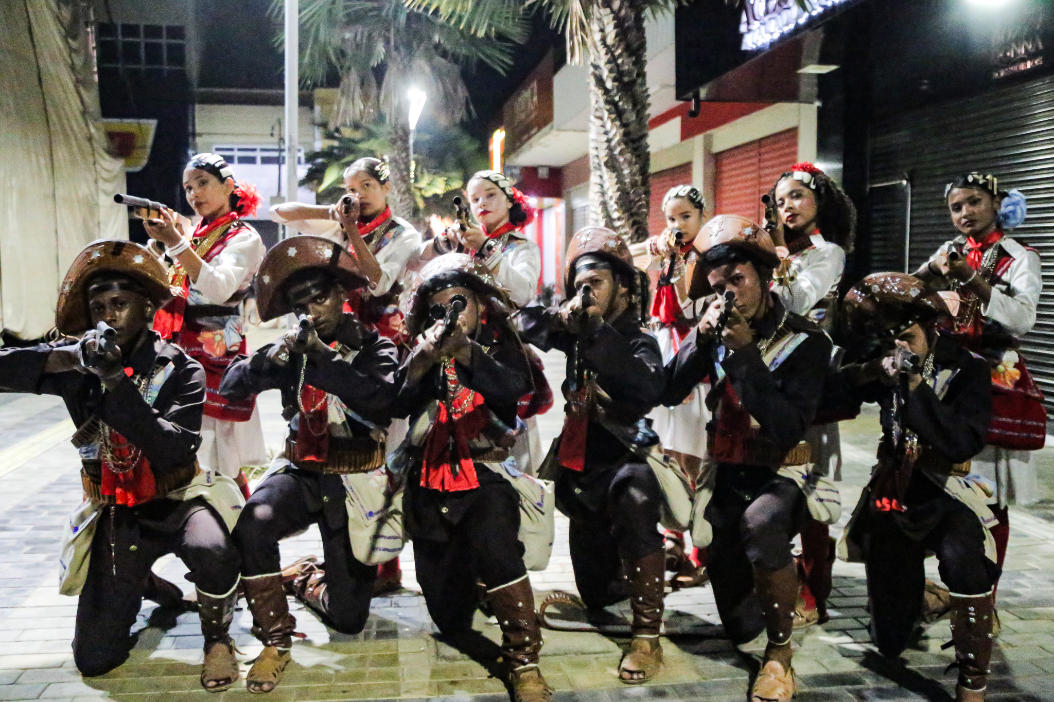 Samba, pagode e xaxado foram atrações na 9ª noite da Festa da Penha