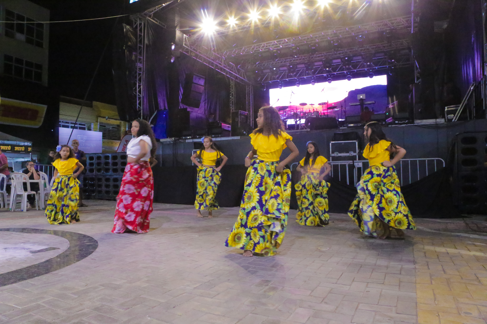 Polo Cultural teve muito forró e apresentações culturais