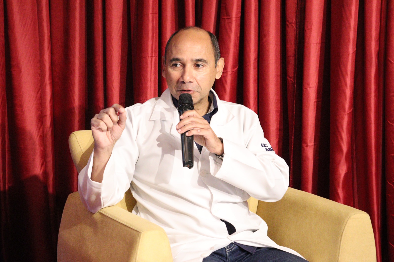 Dr. Robson fala de cuidados com doenças por mudanças climáticas 1 Fotos: Licca Lima/Farol de Notícias