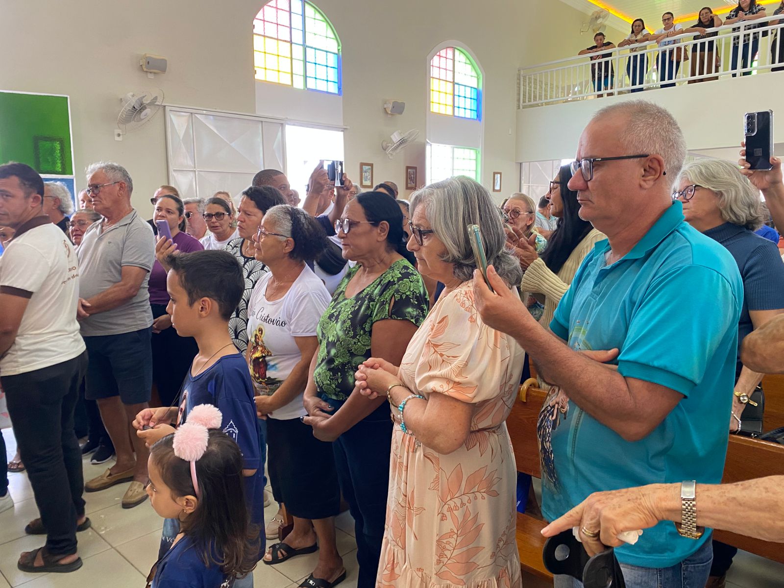 Emoção, lágrimas e saudade marcam velório de Padre Orlando nesta 3ª