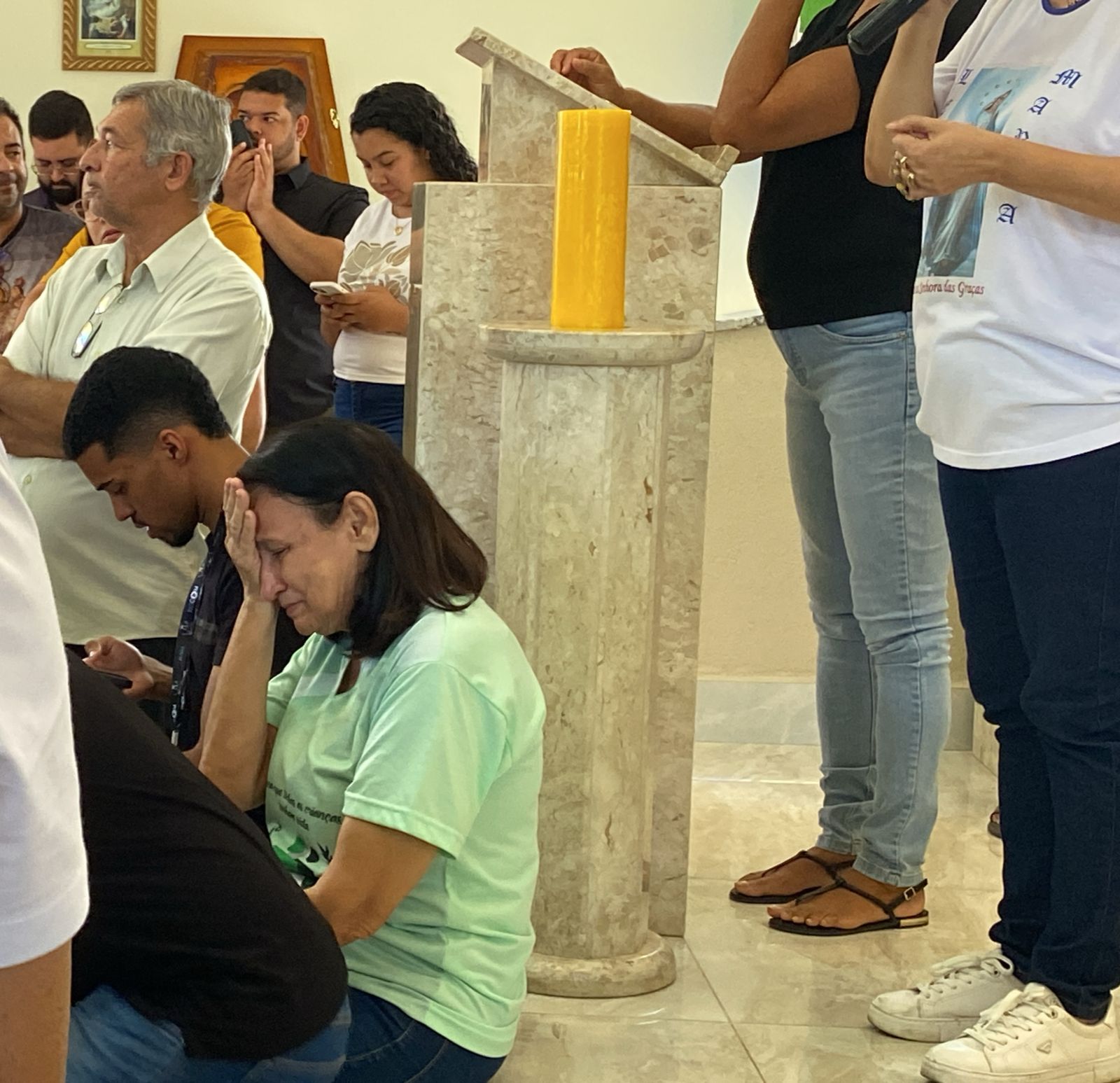 Emoção, lágrimas e saudade marcam velório de Padre Orlando nesta 3ª