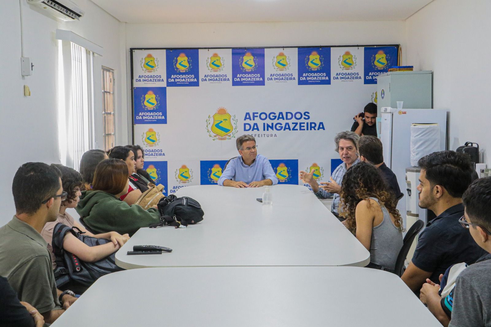 Projeto da UFPE visita Afogados e conhece produção de móveis 1 Projeto da UFPE visita Afogados e conhece produção de móveis - Fotos: Divulgação