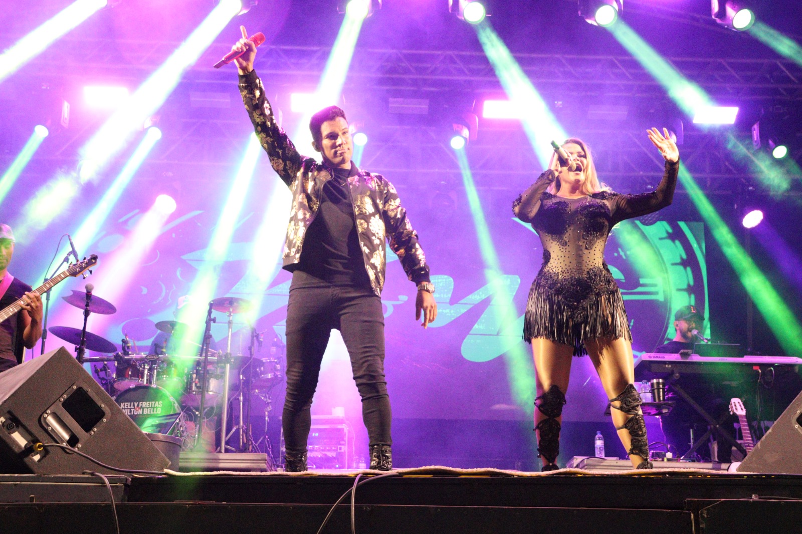 Filarmônica dá show; Wilton Belo e Kelly Freitas também brilharam