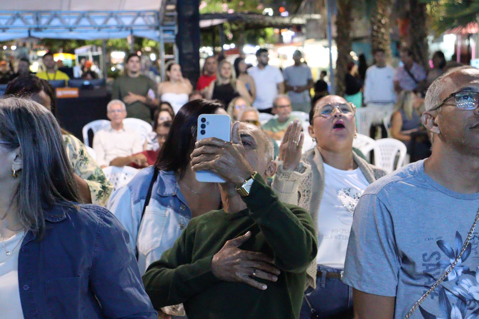 Filarmônica dá show; Wilton Belo e Kelly Freitas também brilharam