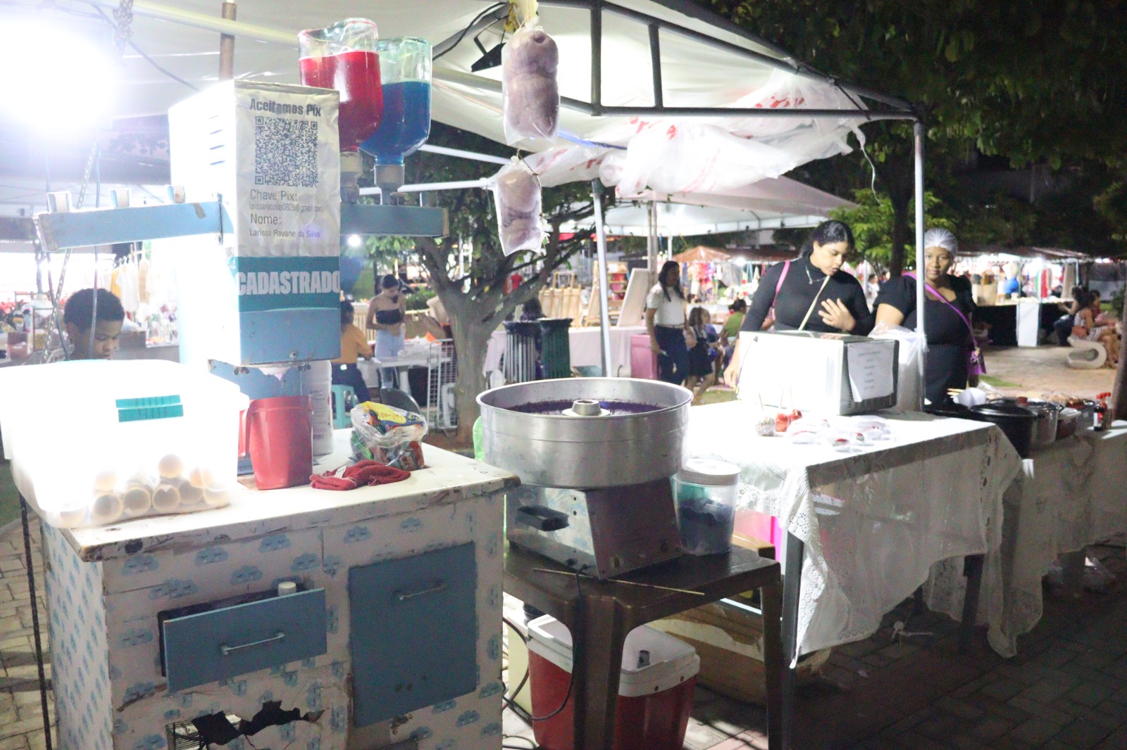 Barraqueiros da Sérgio Magalhães dão lições de confiança e solidariedade