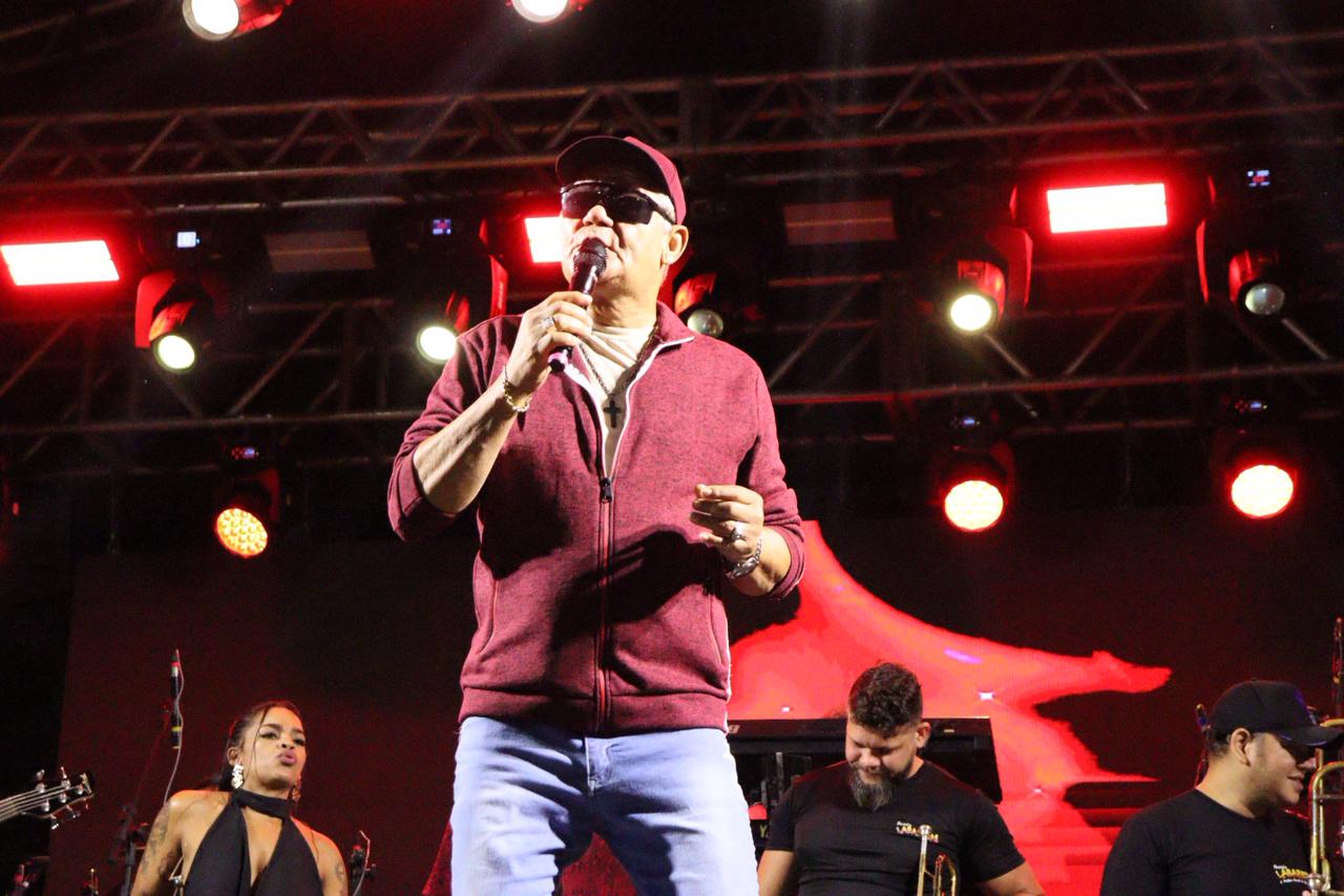 Labaredas incendiou a Praça e polo nacional abre hoje com Léo Santana