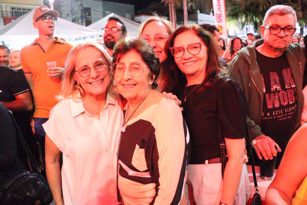 Labaredas incendiou a Praça e polo nacional abre hoje com Léo Santana