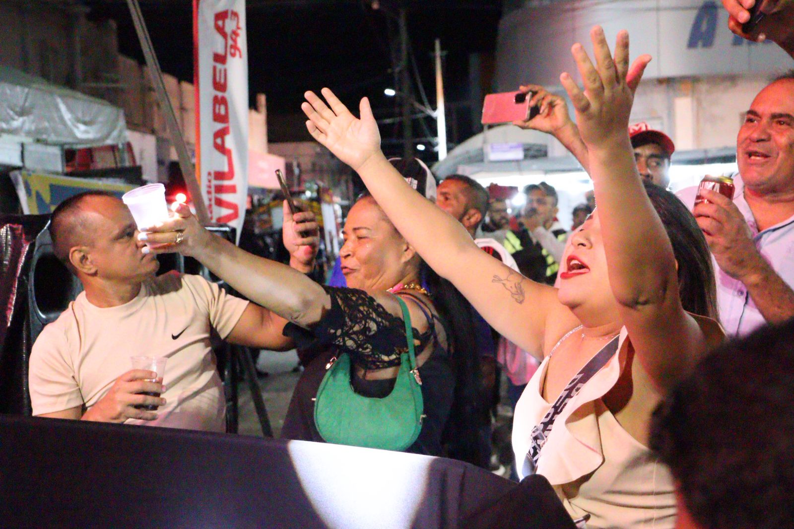 Labaredas incendiou a Praça e polo nacional abre hoje com Léo Santana