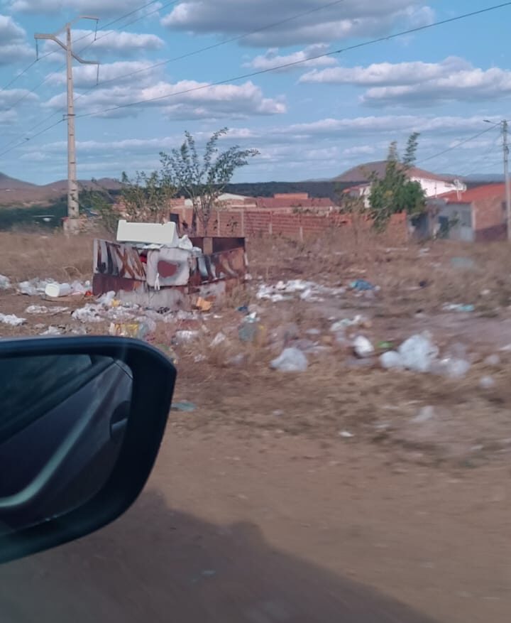Serra-talhadense faz apelo desesperado: "Visitem nosso bairro antes do IPTU"