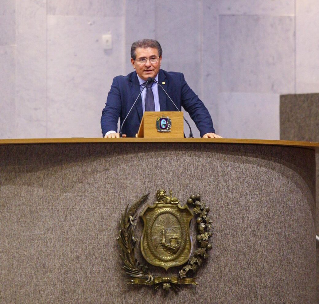 Duque comemora aprovação de R$ 1,5 bi de empréstimo para Pernambuco 1 Foto: Reprodução