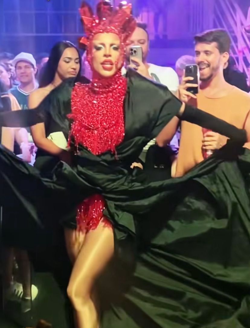 Drag Queen de Carnaíba vence reallity show nacional e revela emoções