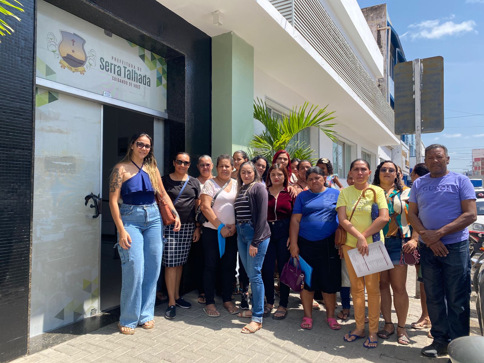 Famílias do Vanete Almeida cobram casas e PMST explica trâmites 1 Famílias do Vanete Almeida cobram casas e PMST explica trâmites