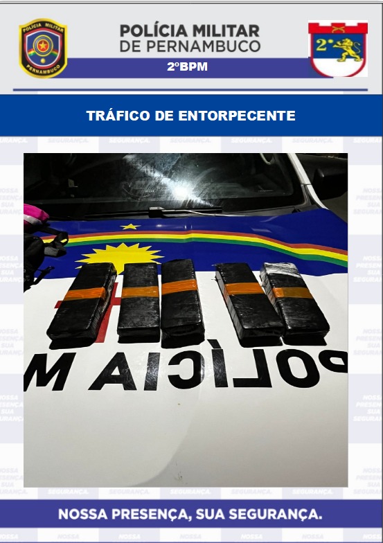 Polícia Militar prende casal com 3,5 kg de maconha em bolsa 1 Polícia Militar prende casal com 3,5 kg de maconha em bolsa - Foto: Divulgação/PMPE