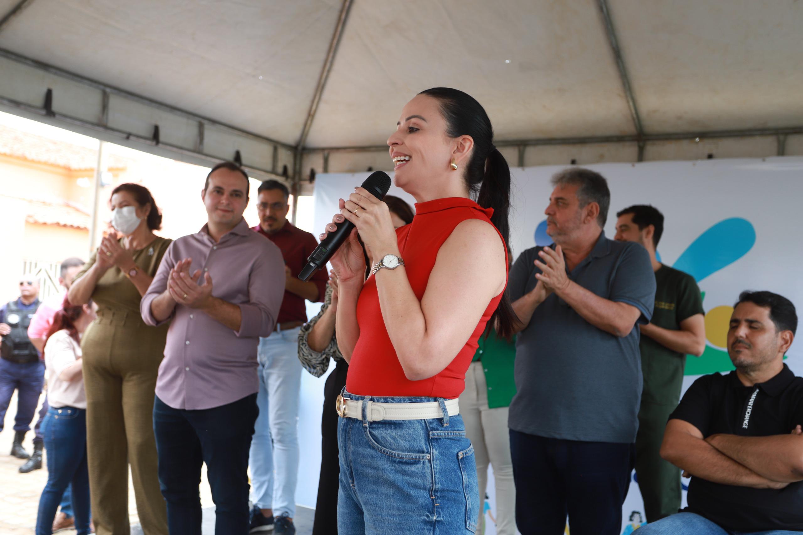 Márcia lança Prefeitura de Mãos Dadas com Você e faz entrega 1 Fotos: Dudu Teles