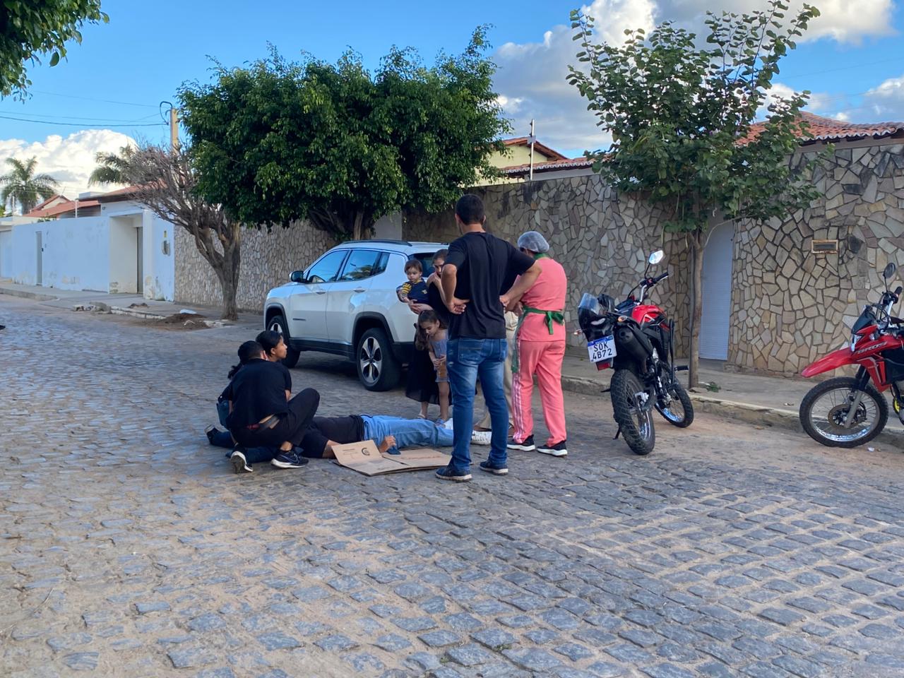 Bairro AABB registra mais uma colisão em cruzamento nesta terça (2) 1 Bairro AABB registra mais uma colisão em cruzamento nesta terça (2)