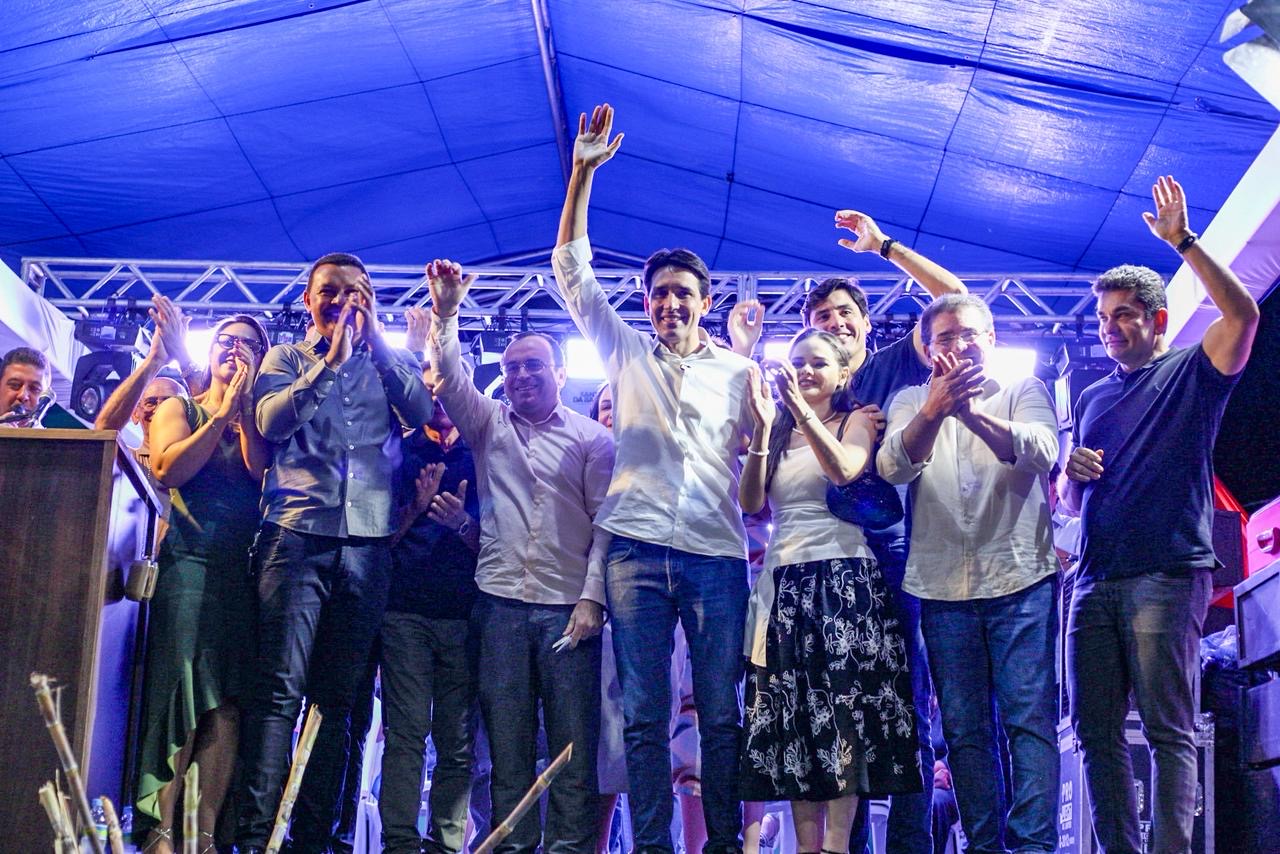 Abertura da 27ª Festa da Rapadura, em Santa Cruz da B. Verde, foi sucesso