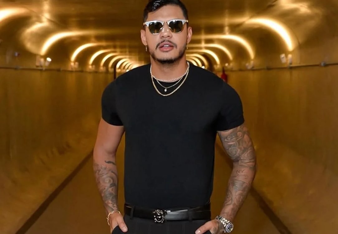 Rapper Hungria é internado às pressas com suspeita de intoxicação por metanol 1 Rapper Hungria é internado às pressas com suspeita de intoxicação por metanol - Foto: Reprodução/Instagram